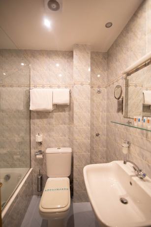 Imagen de la habitación del Hotel Nidimos. Foto 5