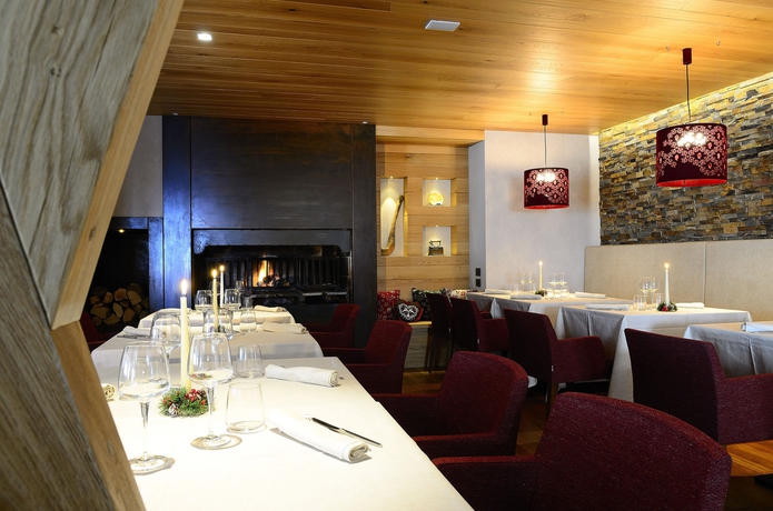 Imagen del bar/restaurante del Hotel Nido Dell'Aquila. Foto 2