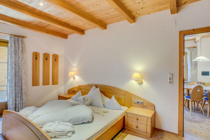 Imagen de la habitación del Hotel Niedermair. Foto 7