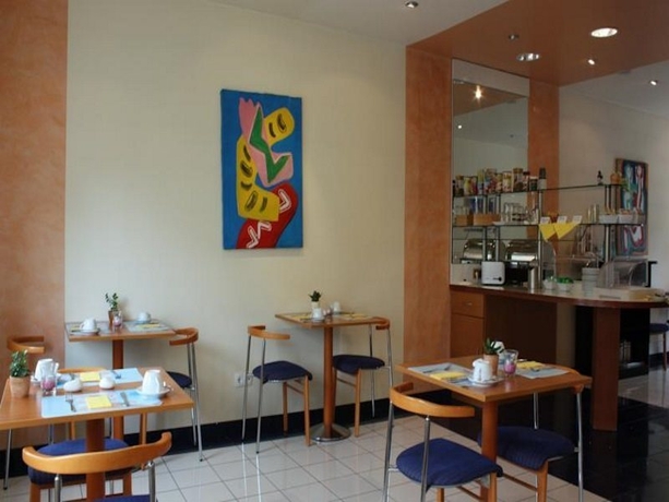 Imagen general del Hotel Niederraeder Hof. Foto 3