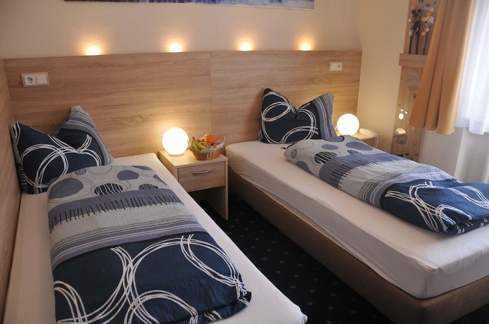 Imagen de la habitación del Hotel Niedersfeld. Foto 13