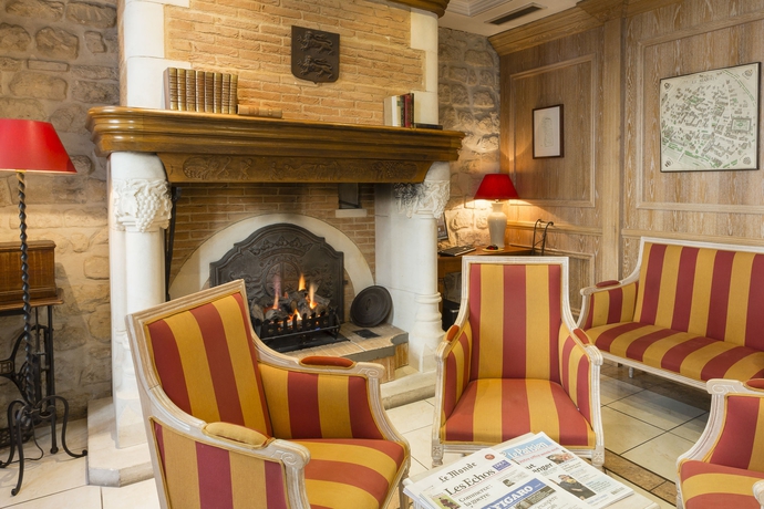 Imagen de los interiores del Hotel Niel. Foto 14