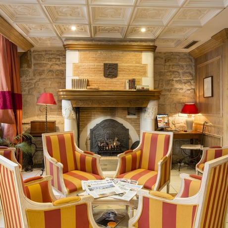 Imagen de los interiores del Hotel Niel. Foto 16