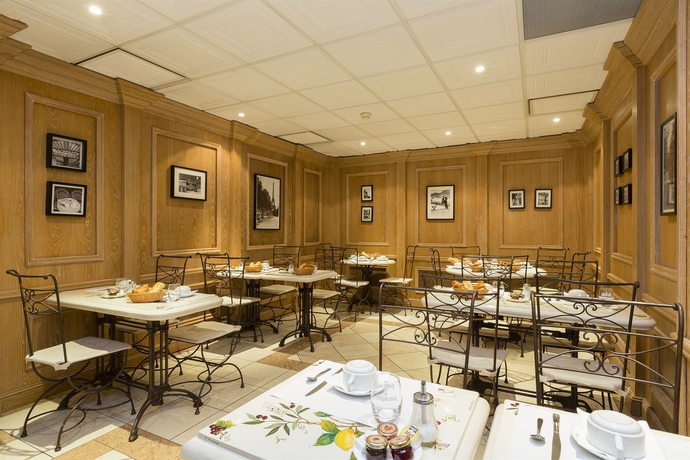 Imagen del bar/restaurante del Hotel Niel. Foto 4