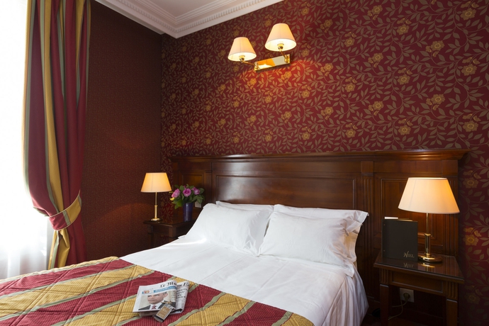 Imagen de la habitación del Hotel Niel. Foto 12