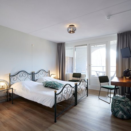 Imagen de la habitación del Hotel Nieuw Antiek. Foto 9