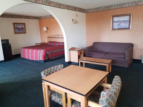 Imagen de la habitación del Hotel Night Inn. Foto 6