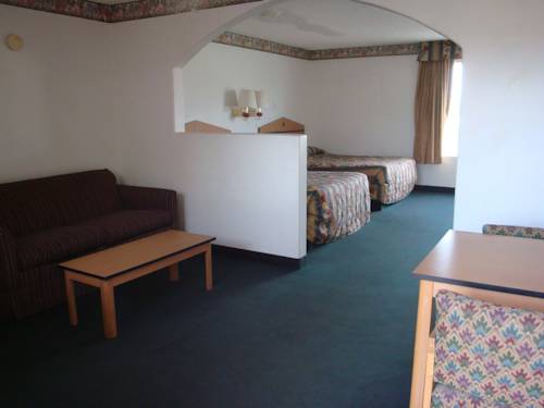 Imagen de la habitación del Hotel Night Inn. Foto 10