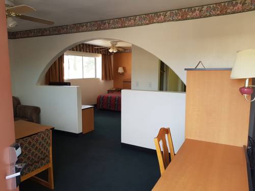 Imagen de la habitación del Hotel Night Inn. Foto 14