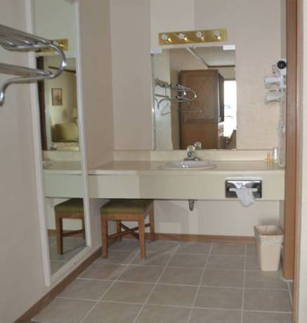 Imagen de la habitación del Hotel Night Inn. Foto 7