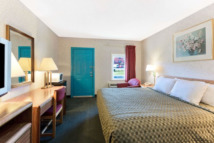 Imagen de la habitación del Hotel Night Lodge. Foto 9