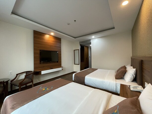 Imagen de la habitación del Hotel Night Sea. Foto 23