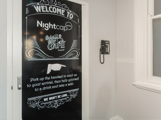 Imagen general del Hotel Nightcap At Belgian Beer Cafe. Foto 11