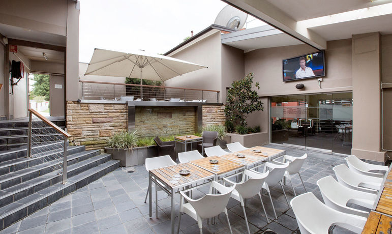 Imagen del bar/restaurante del Hotel Nightcap At Chester Hill. Foto 5