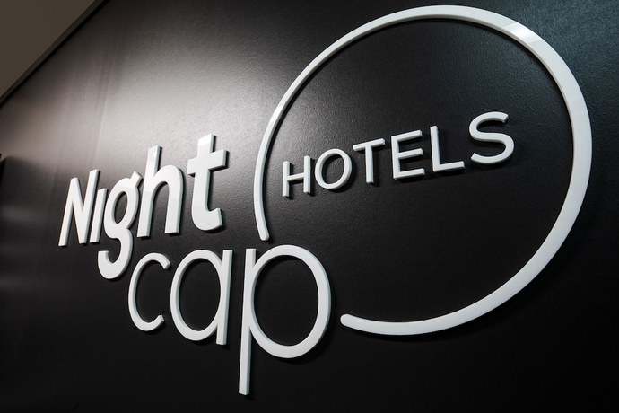 Imagen de los interiores del Hotel Nightcap At Fairfield. Foto 12