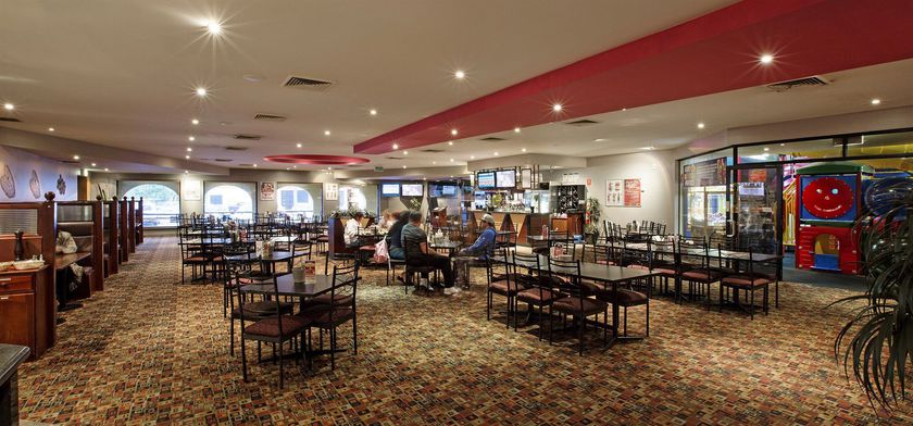 Imagen del bar/restaurante del Hotel Nightcap At Monash. Foto 4