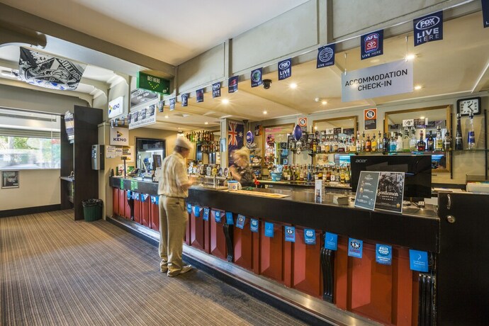 Imagen del bar/restaurante del Hotel Nightcap At Regents Park. Foto 19