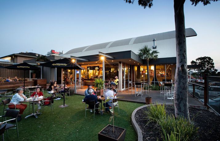 Imagen de los exteriores del Hotel Nightcap At Shoppingtown. Foto 12