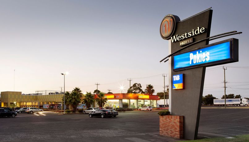 Imagen del bar/restaurante del Hotel Nightcap At Westside. Foto 6
