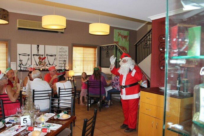 Imagen del bar/restaurante del Hotel Nightingale Luxury Villas. Foto 26