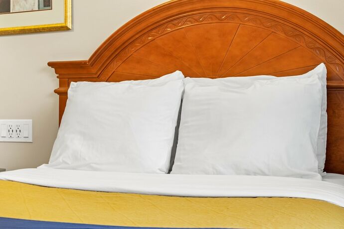 Imagen general del Hotel Nights Inn Owen Sound. Foto 8