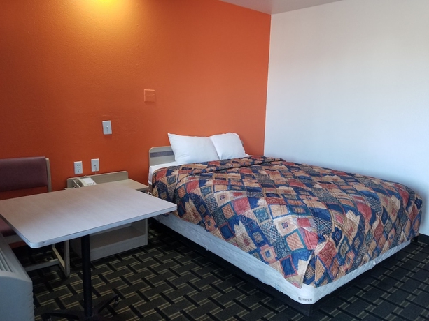 Imagen de la habitación del Hotel Nights Stay. Foto 2