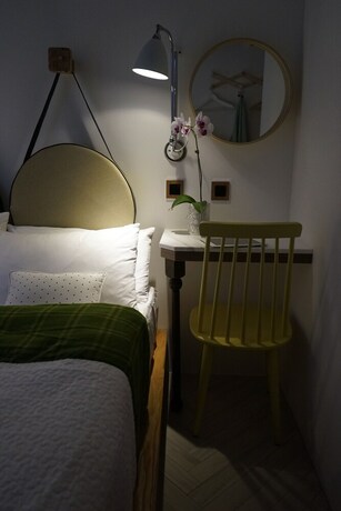 Imagen de la habitación del Hotel Nihao Caf&eacute;. Foto 24