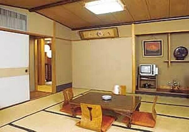 Imagen de la habitación del Hotel Nihonkan. Foto 19