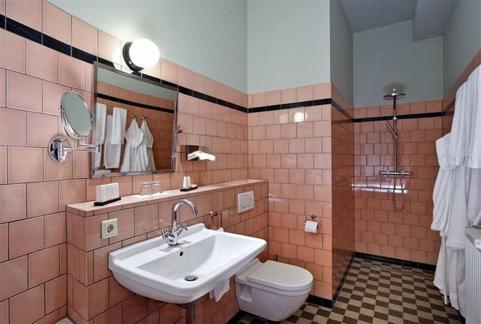 Imagen de la habitación del Hotel Nijver. Foto 15