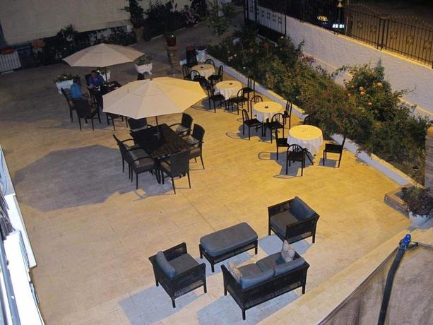 Imagen de la habitación del Hotel Nika, Vlore. Foto 2