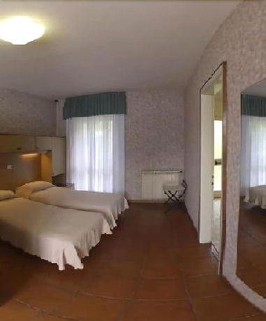 Imagen de la habitación del Hotel Nike, Marniga. Foto 12