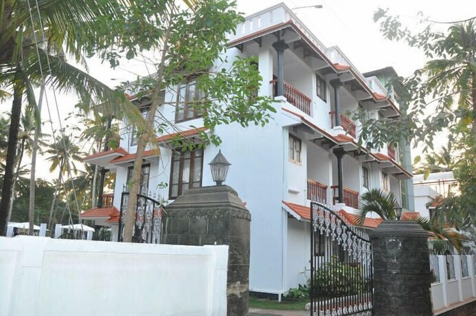 Imagen de la habitación del Hotel Nikhil Residence. Foto 17