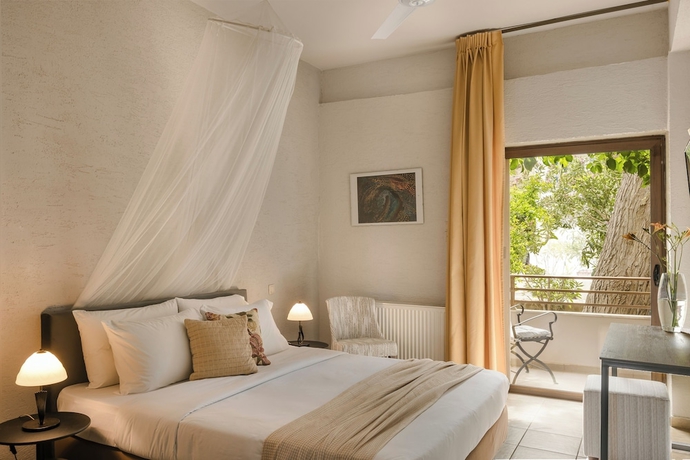 Imagen de la habitación del Hotel Niki Beach. Foto 2