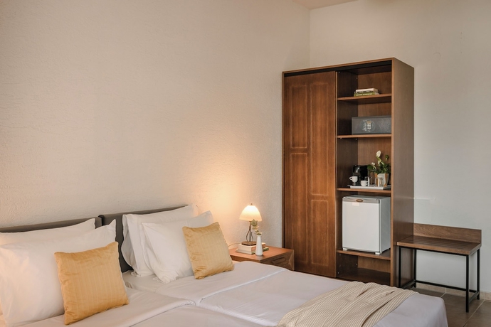 Imagen de la habitación del Hotel Niki Beach. Foto 9