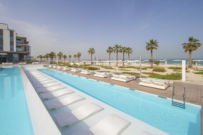 Imagen de los interiores del Hotel Nikki Beach Resort and Spa Dubai. Foto 7