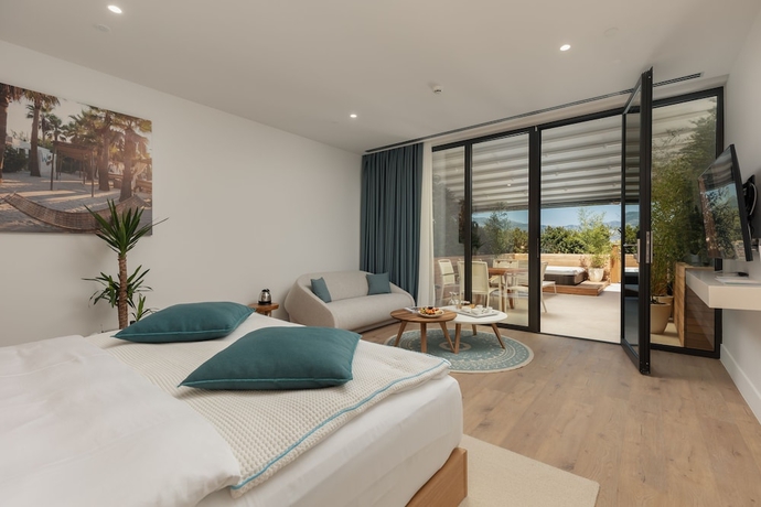 Imagen de la habitación del Hotel Nikki Beach Resort and Spa Montenegro. Foto 10