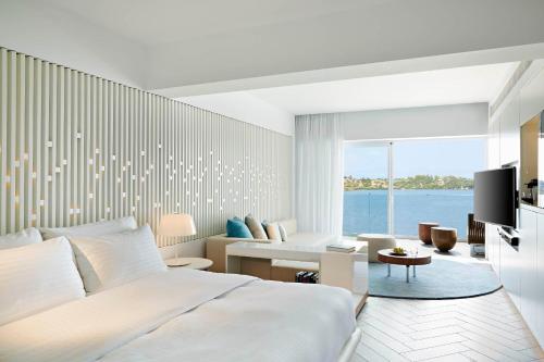 Imagen de la habitación del Hotel Nikki Beach Resort and Spa Porto Heli. Foto 14