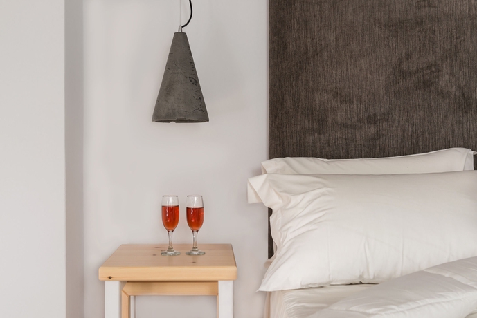 Imagen de la habitación del Hotel Nikki Beach Resort and Spa Santorini. Foto 3