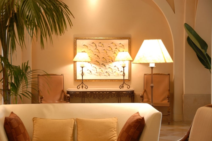 Imagen de los interiores del Hotel Nikko Alivila. Foto 19