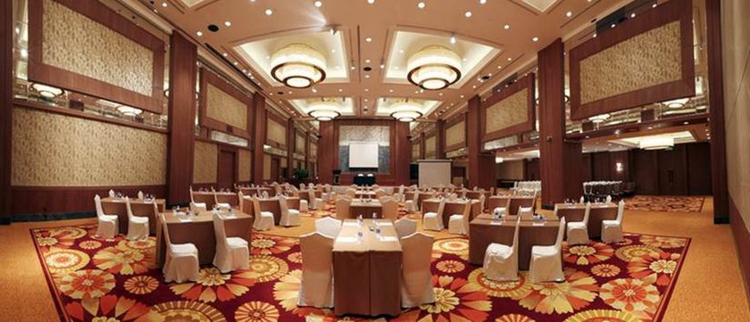 Imagen de los interiores del Hotel Nikko Dalian. Foto 11