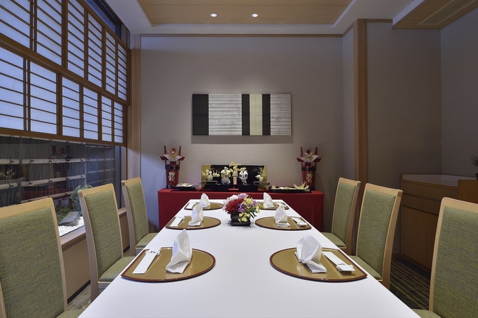 Imagen del bar/restaurante del Hotel Nikko Fukuoka. Foto 5