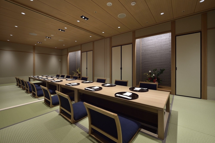 Imagen del bar/restaurante del Hotel Nikko Fukuoka. Foto 8