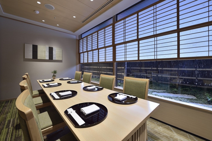 Imagen del bar/restaurante del Hotel Nikko Fukuoka. Foto 10