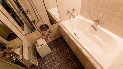 Imagen de la habitación del Hotel Nikko Kochi Asahi Royal. Foto 10