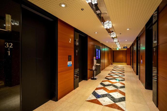 Imagen de los interiores del Hotel Nikko Osaka. Foto 15