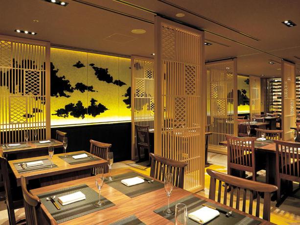 Imagen del bar/restaurante del Hotel Nikko Osaka. Foto 6
