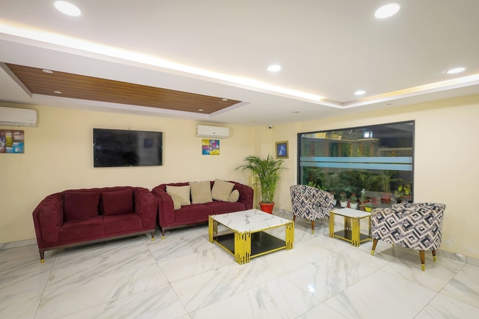 Imagen de los interiores del Hotel Nikko Palm Near Huda City Centre. Foto 12