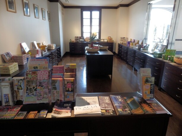 Imagen de los interiores del Hotel Nikko Station Classic. Foto 23