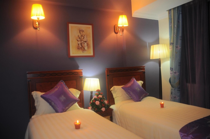 Imagen de la habitación del Hotel Nikko Tower. Foto 7