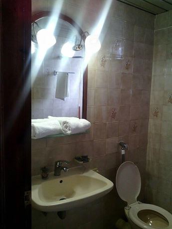 Imagen de la habitación del Hotel Niko, Pr&eacute;veza. Foto 6